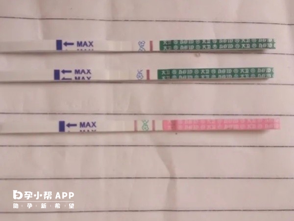 月經後16天排卵試紙一深一淺是正常的