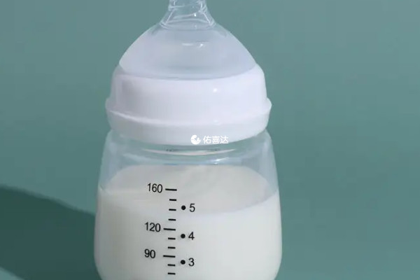 二次加热的母乳易引起宝宝肠胃不适